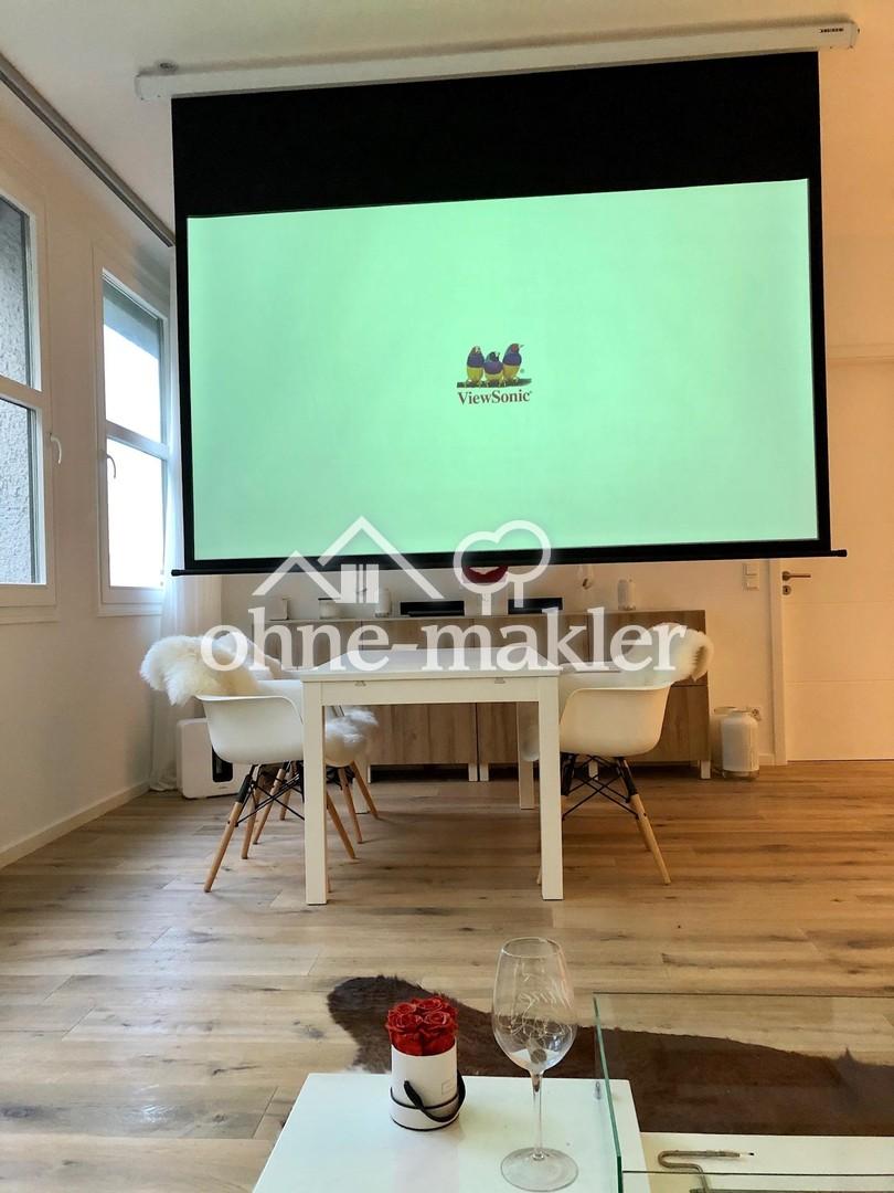 Leinwand , Blick von der Couch