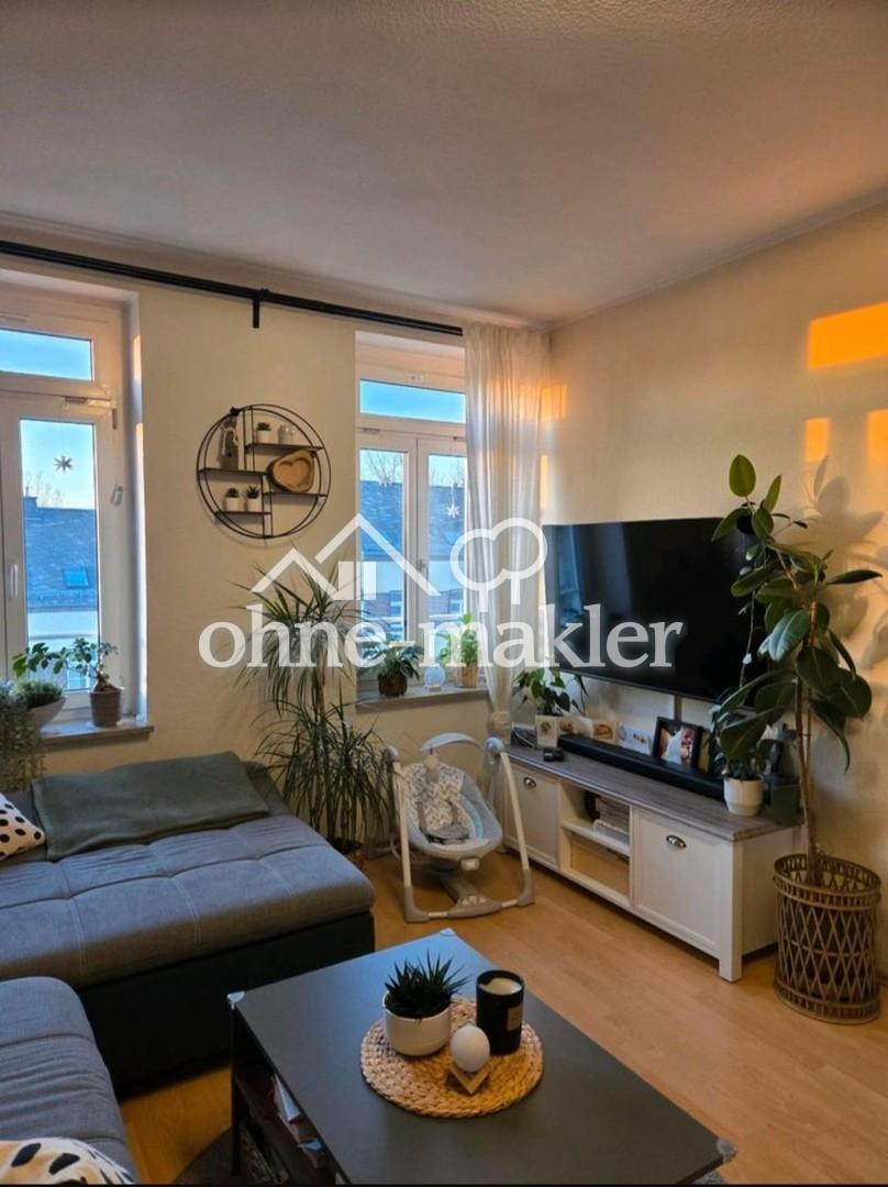 2,5 Raum Wohnung 4. OG mit Balkon, Chemnitz- Bernsdorf - Photo 1