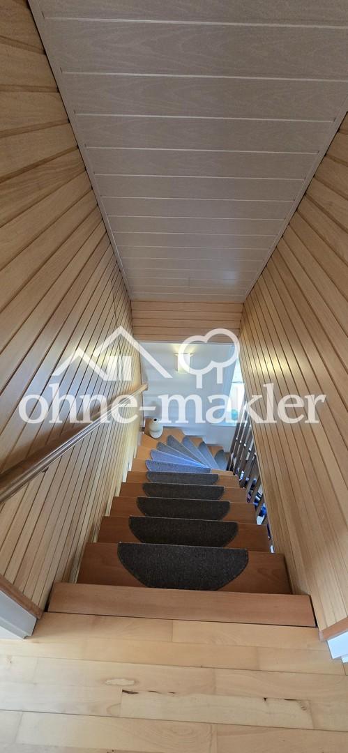 Treppe zum OG