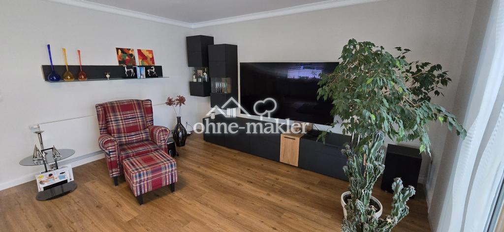 Wohnzimmer im EG