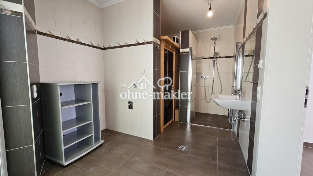Dusche und Sauna