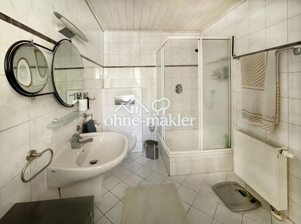 Gästebad mit Dusche