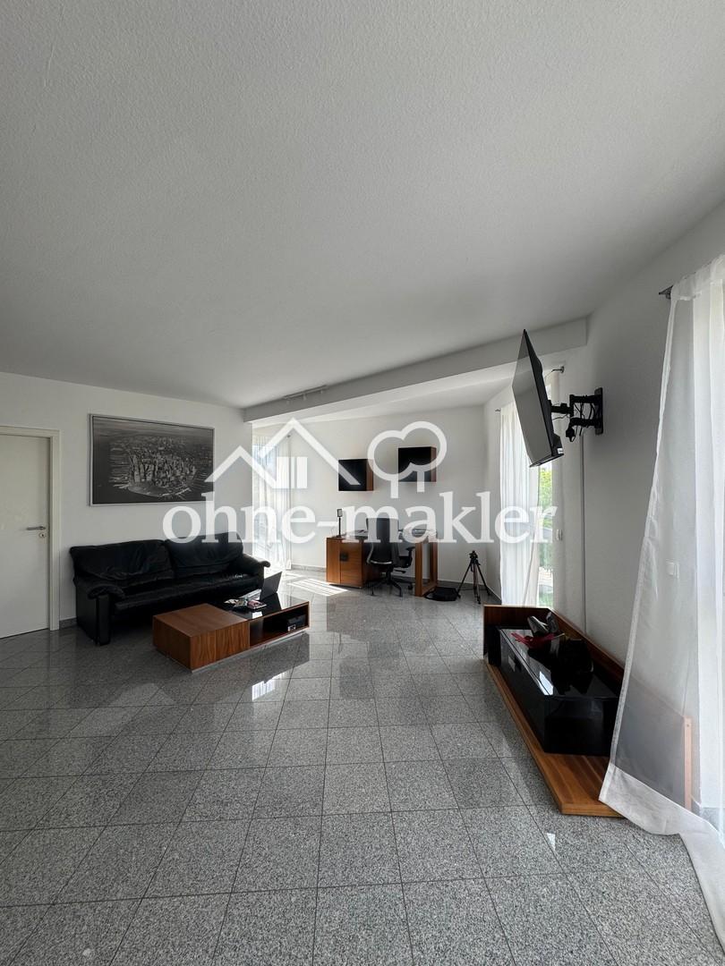 Charming apartment in beautiful location with French windows - Foto 1