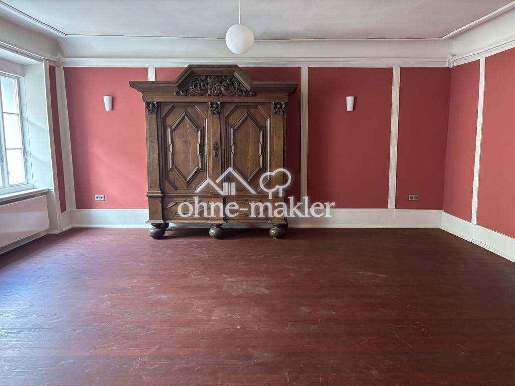 Historischer Schrank