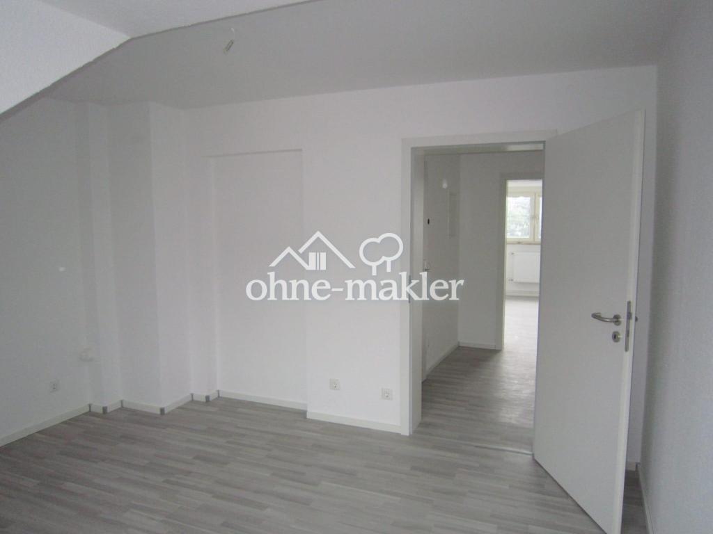 Wohnzimmer 3/2