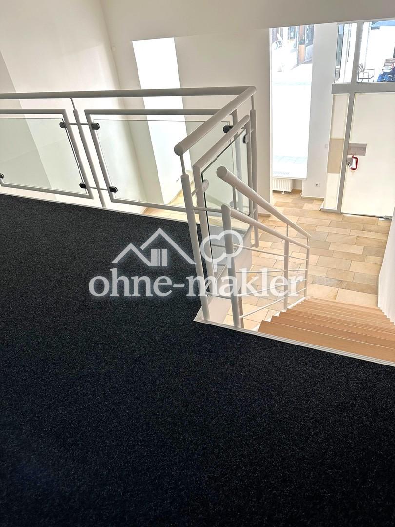 Treppe zur Empore