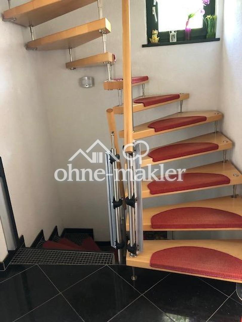 Treppe zum OG