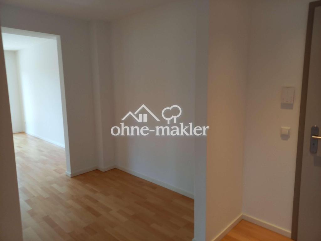Diele (Richtung Wohnbereich)