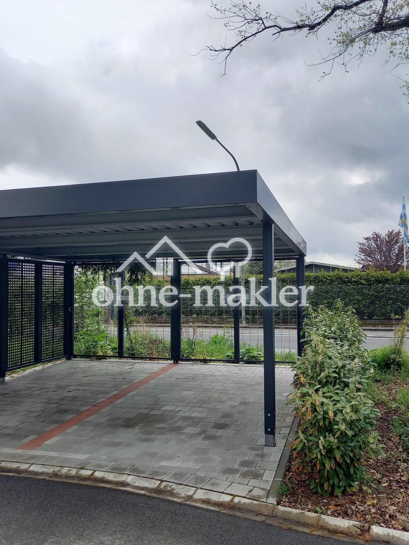 Carport (rechter Platz)