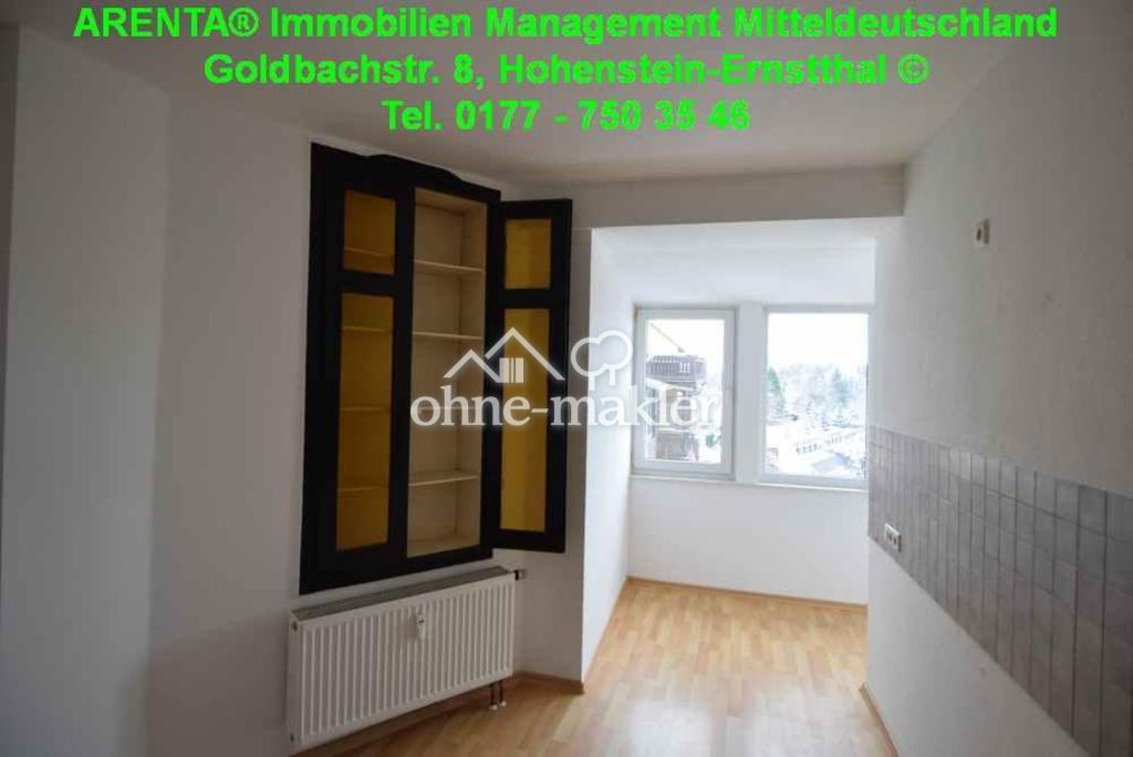 Küche mit Einbauschrank