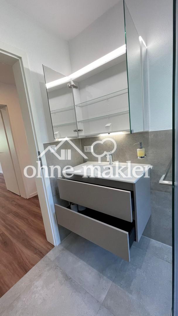 Badezimmer - Spiegelschrank