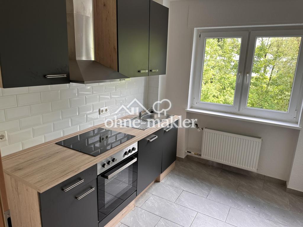 4-Zimmer Whg in Herborn Stadt mit Balkon, Einbauküche, Tageslichtbad und Stellplatz - Photo 2