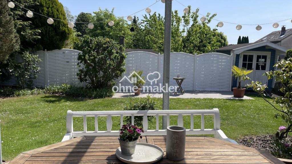 Garten-Blick von Terrasse
