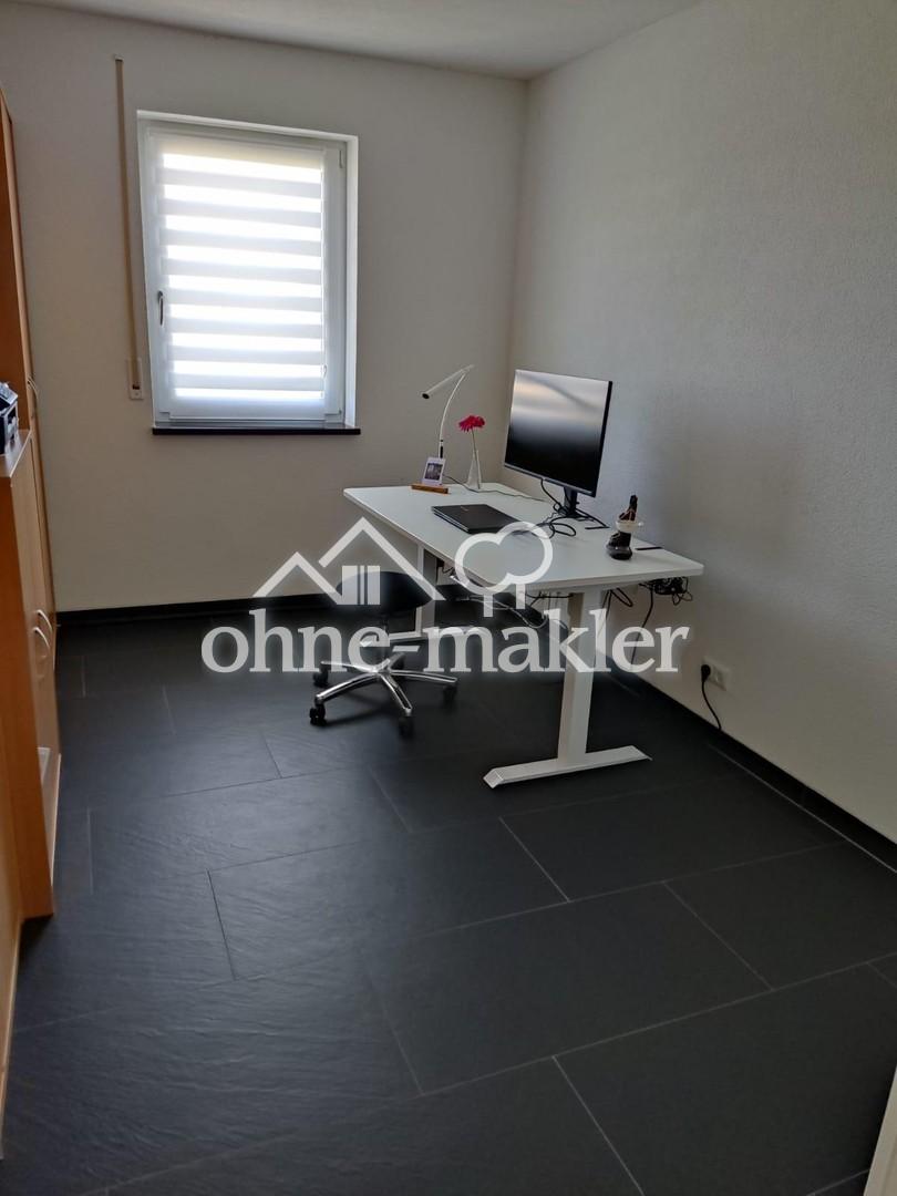 Büro EG