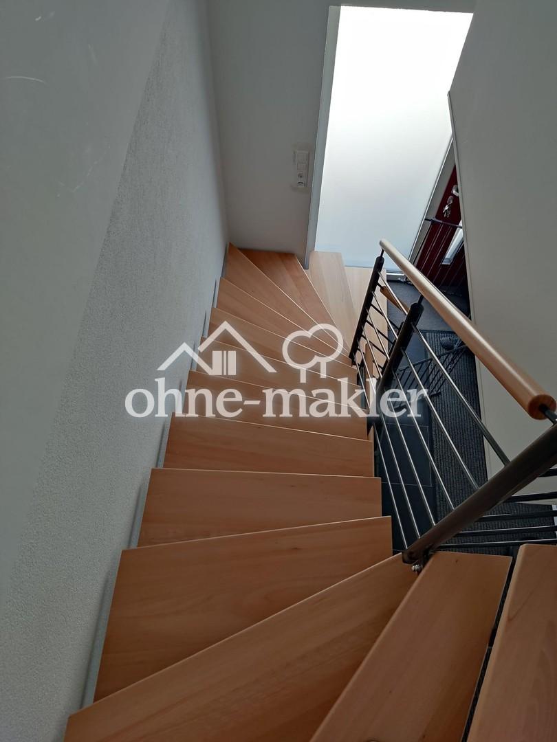 Treppenhaus zum DG