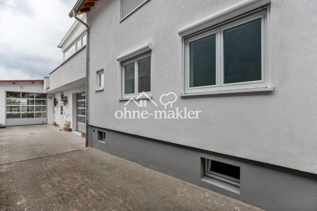 Hof, Wohnhaus, Anbau, Halle
