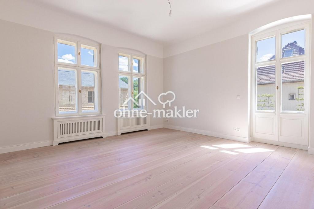 Wohnküche mit Balkon
