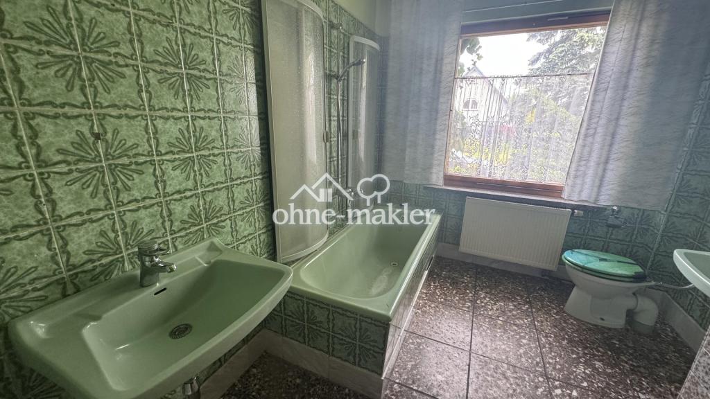 Badezimmer EG
