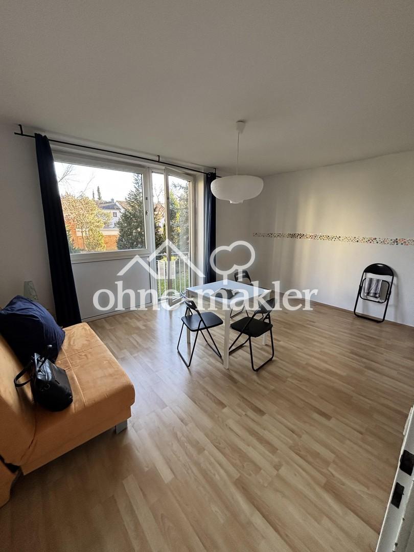 Wohn-/Schlafzimmer
