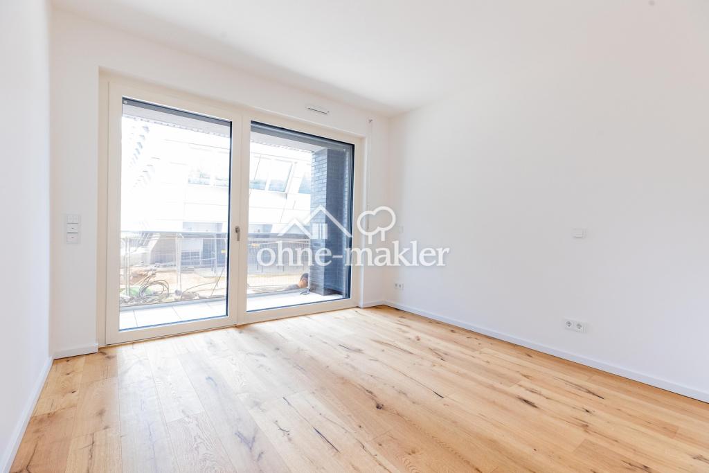Schlafzimmer mit Loggia