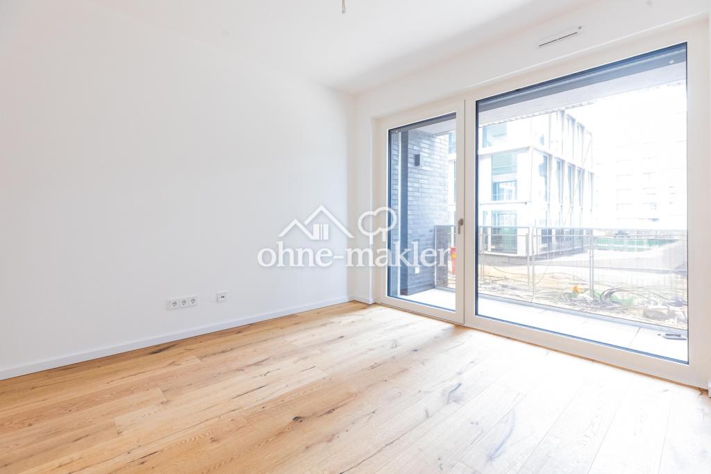Schlafzimmer mit Loggia