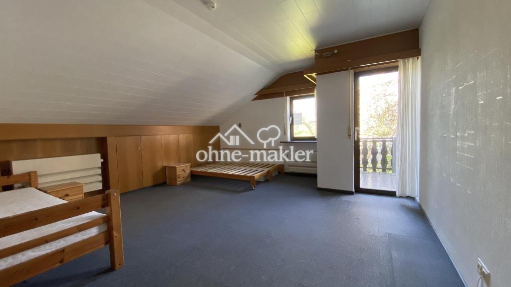 Schlafzimmer 2 DG West