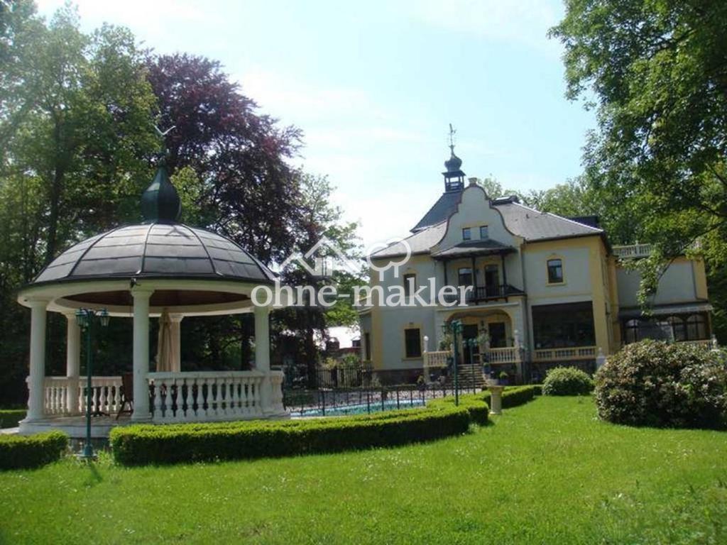Pavillon & Jagschloss