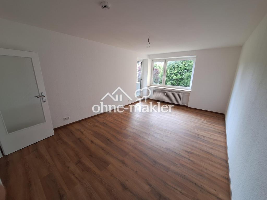 Wohnzimmer Blick ins Grüne