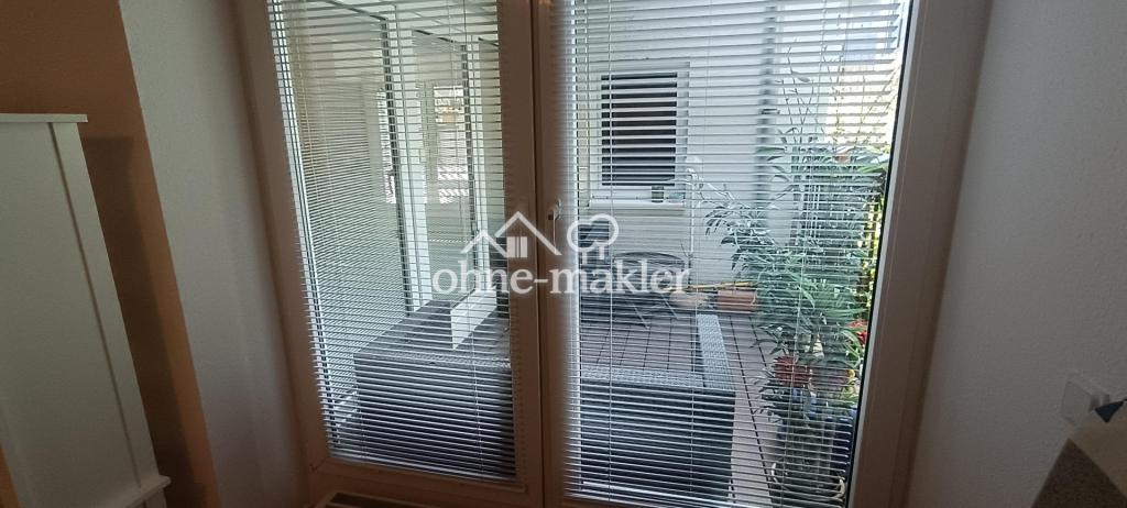 Wohnzimmer-Terassenblick