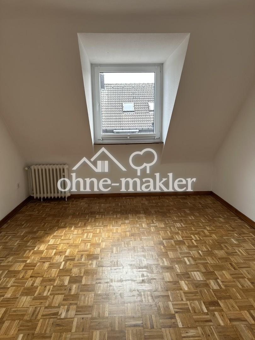 Schlaf- oder Arbeitszimmer 