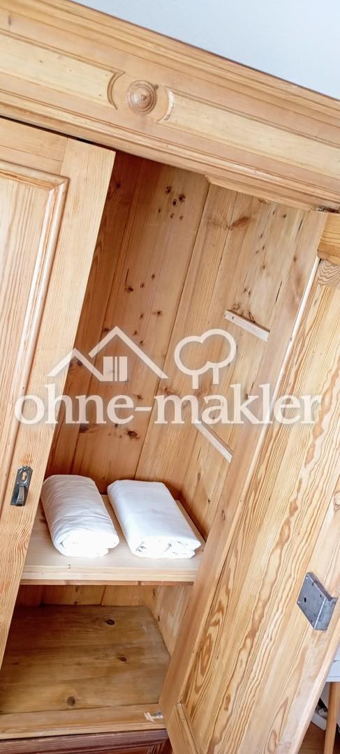 Schlafzimmer - hist. Schrank