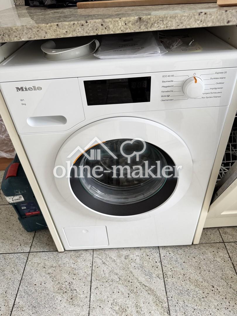 Einbauküche / Waschmaschine