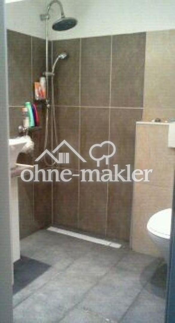 Modernes Badezimmer