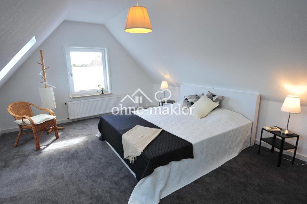 Schlafzimmer im OG 