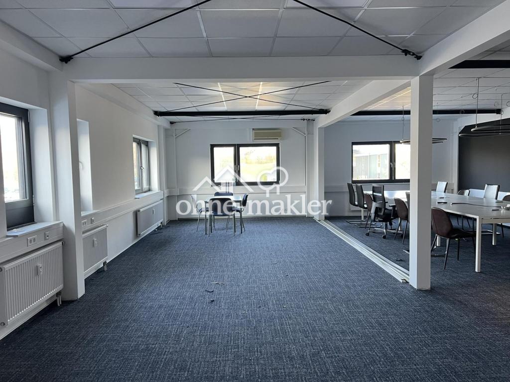 Gesamtansicht Büro 2