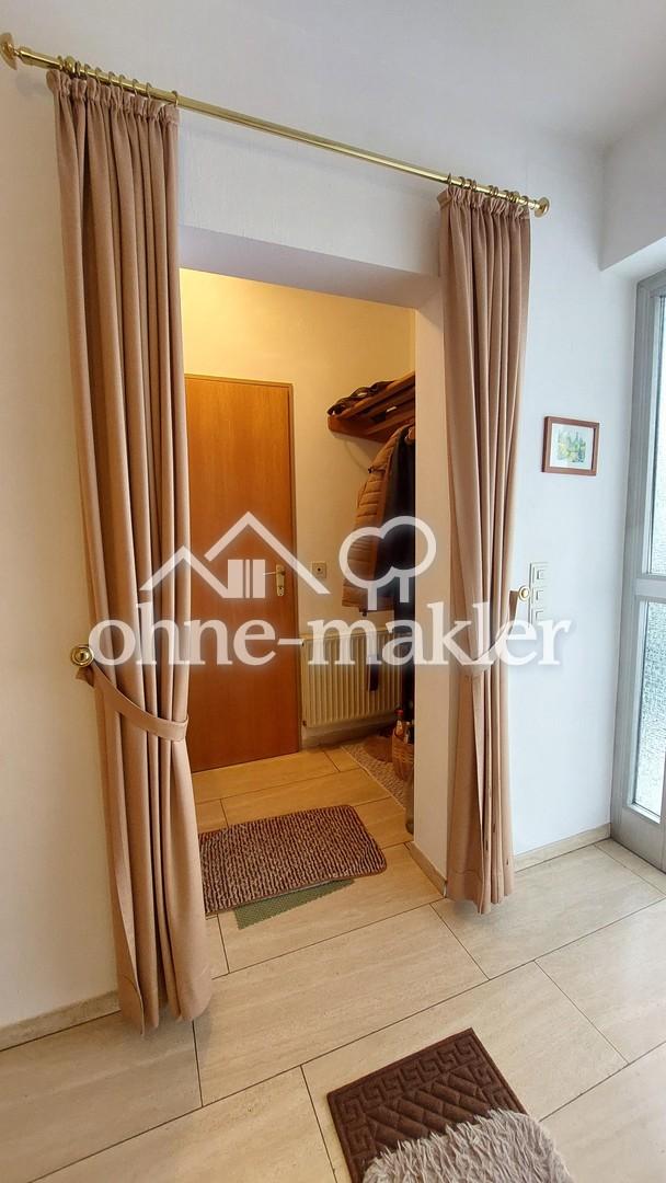 Garderobe mit WC