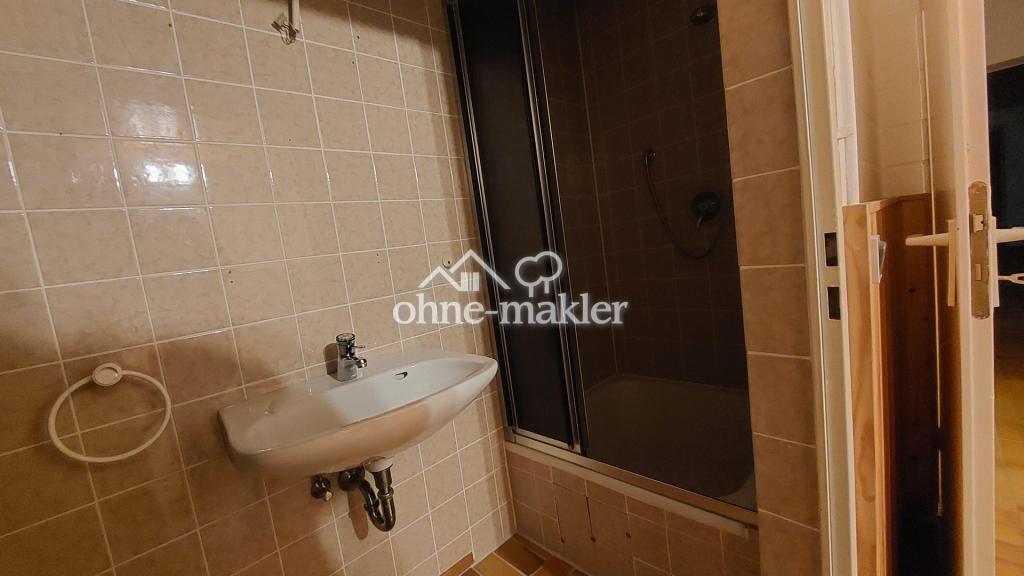 Keller mit Dusche und WC