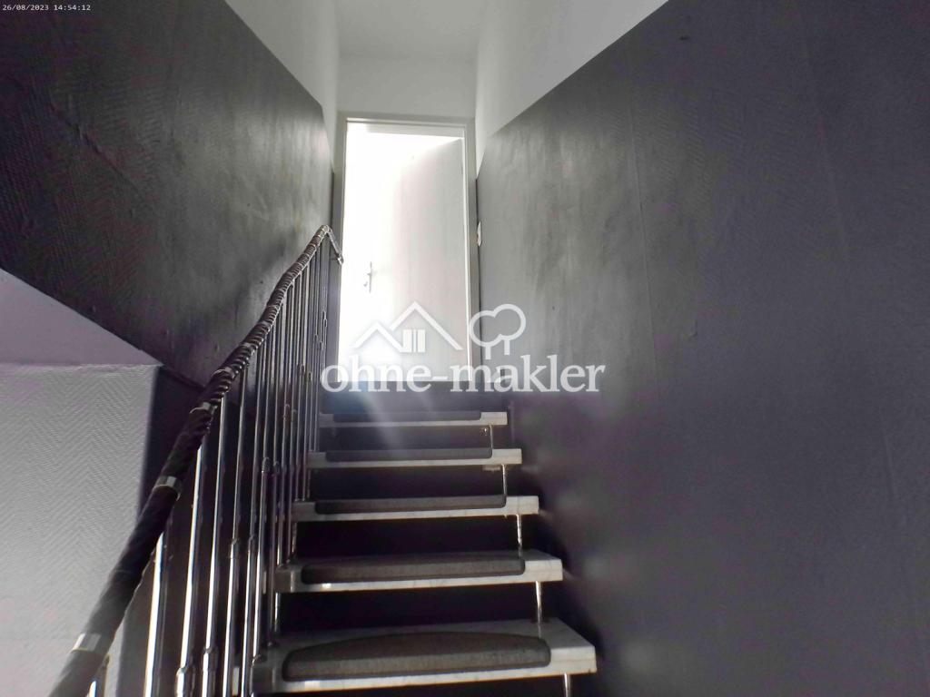 Treppe zur Wohnung
