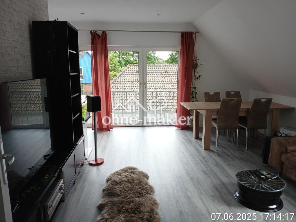 Wohnzimmer eingerichtet