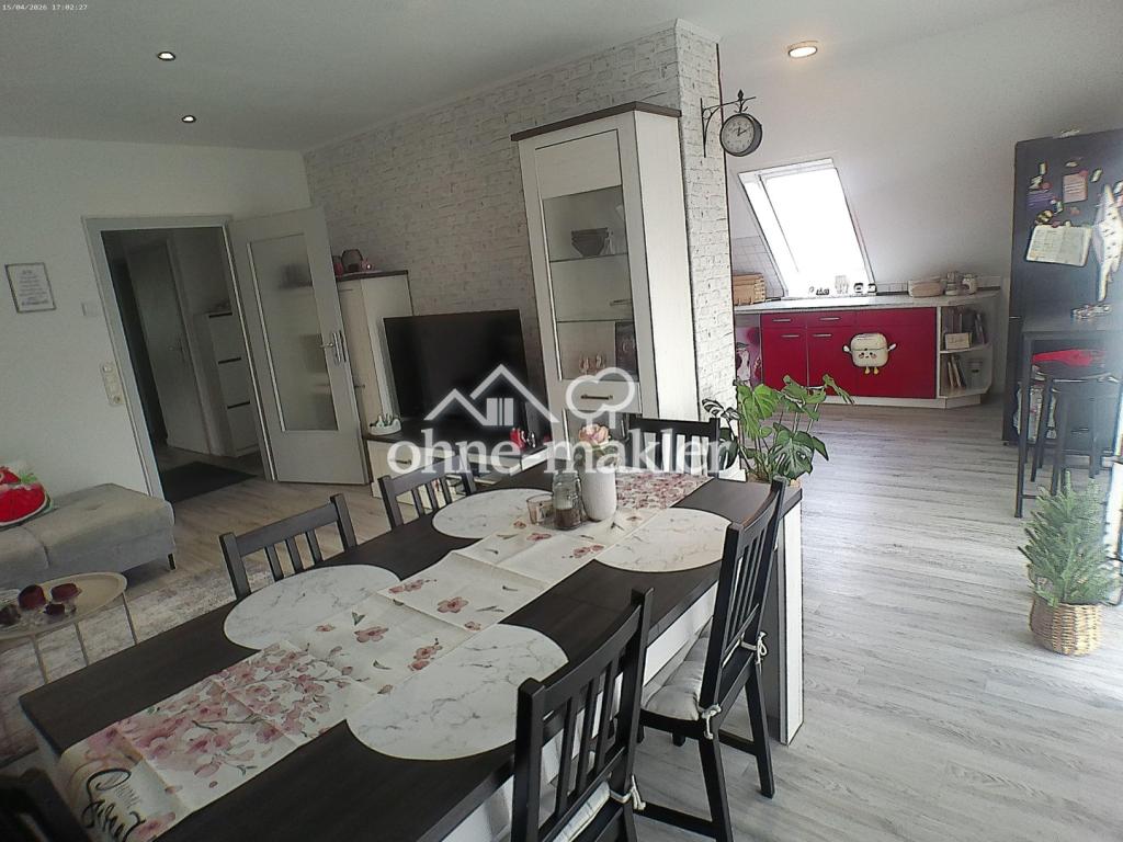 Helle und großzügige 3,5 Zi. Dachgeschosswhng. im Zweifamilienhaus – Gepflegt,modernisiert, ruhig - Photo 5