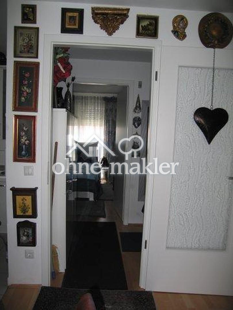  Wohnzi., Flur, Schlafzimmer