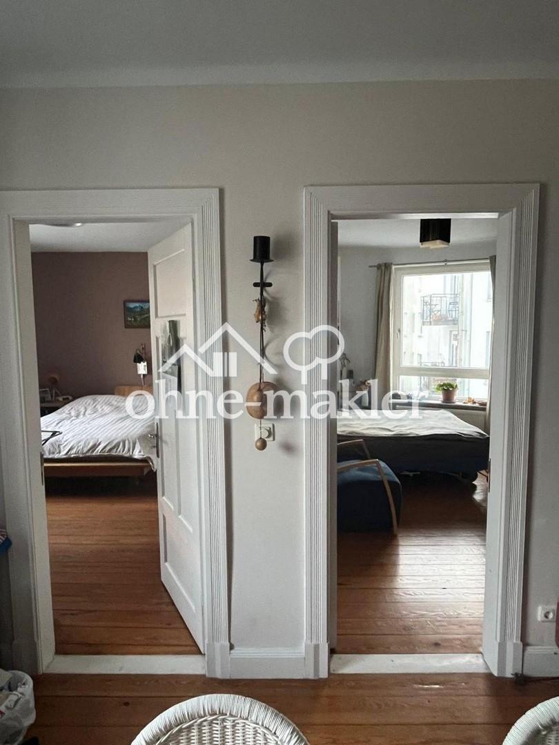 Blick in Schlaf- & Gästezimmer