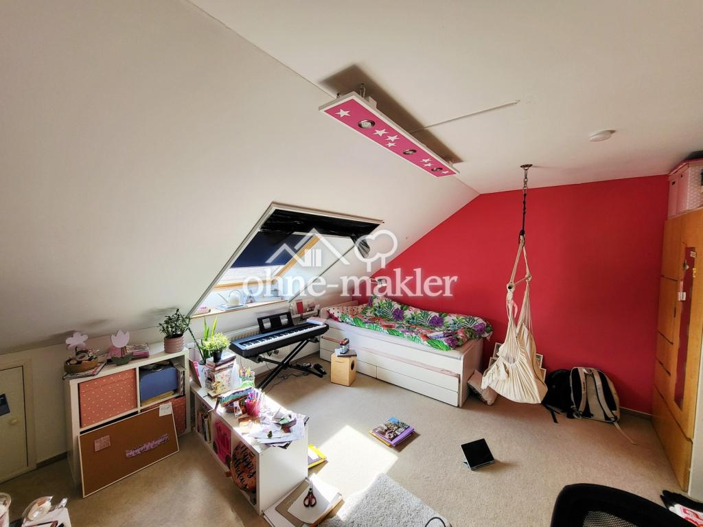 Dachgeschoss Zimmer 1