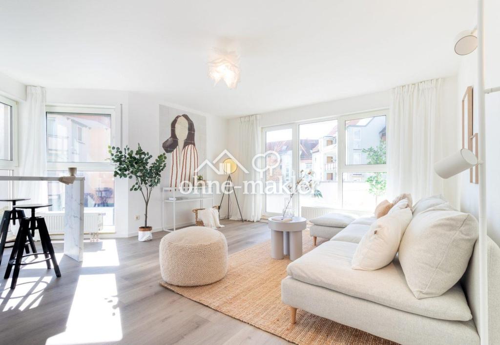 Wohnzimmer mit Küche