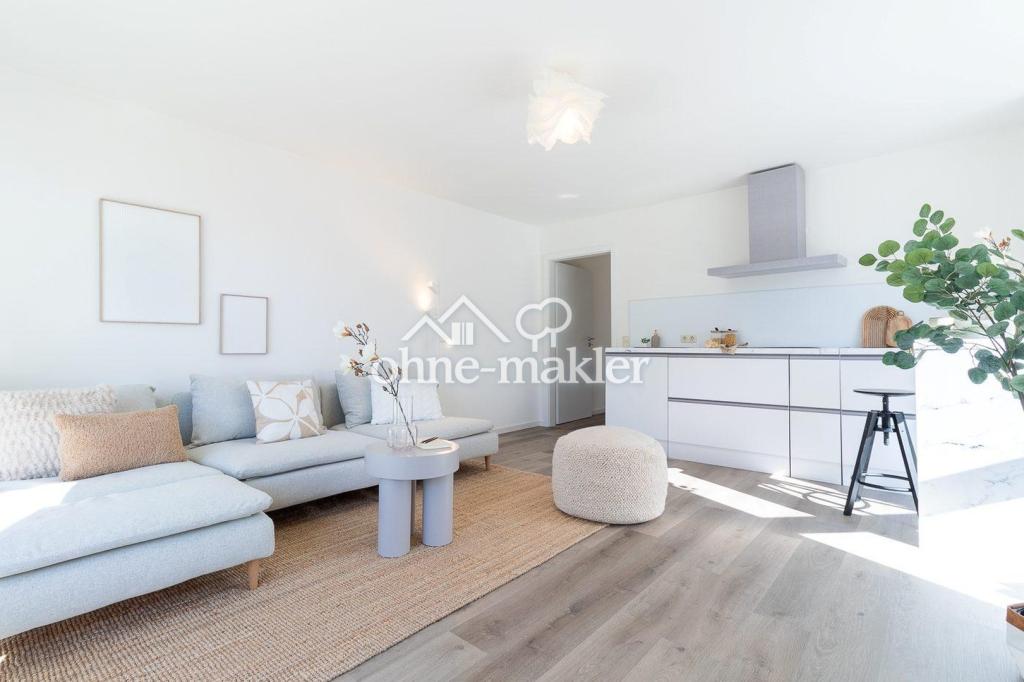 Wohnzimmer mit Küche