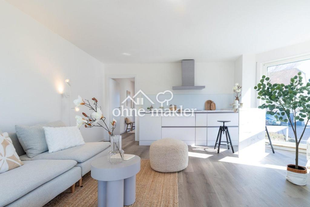 Wohnzimmer mit Küche