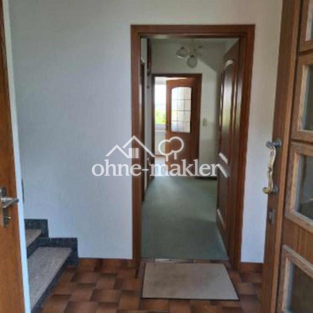 Haus- & Wohnungseingang EG