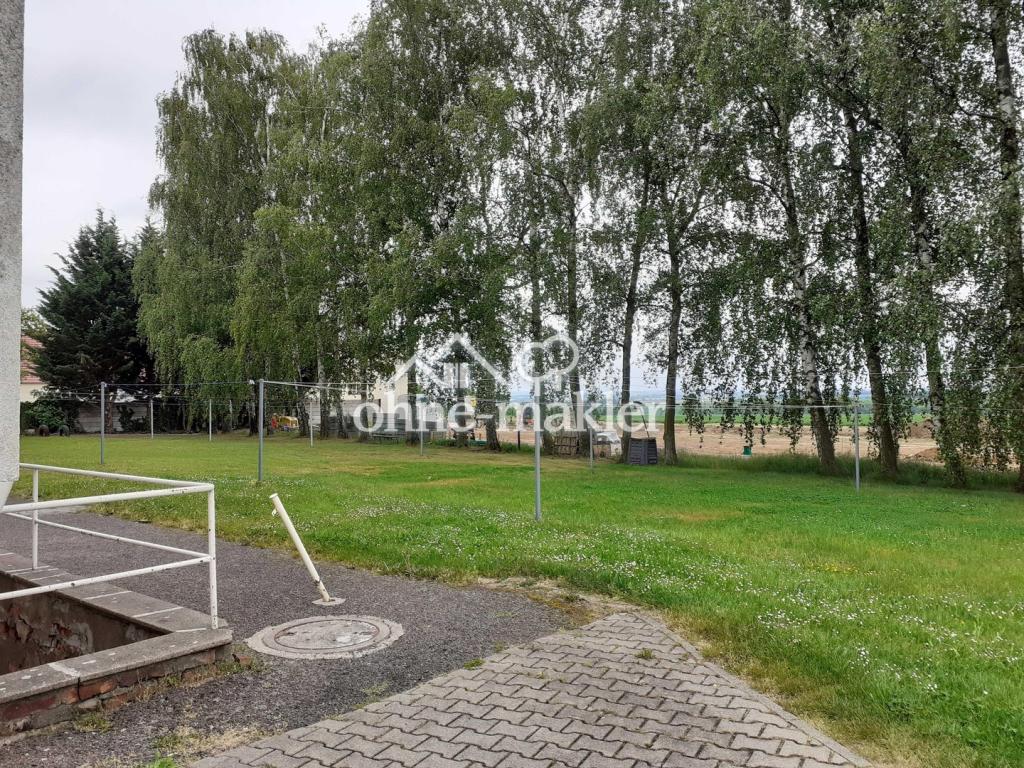 Helle freundliche 4R-Wohnung ruhige Lage, Nähe Döbeln, mit Stellplatz, EBK, Tageslicht-Bad - Photo 2