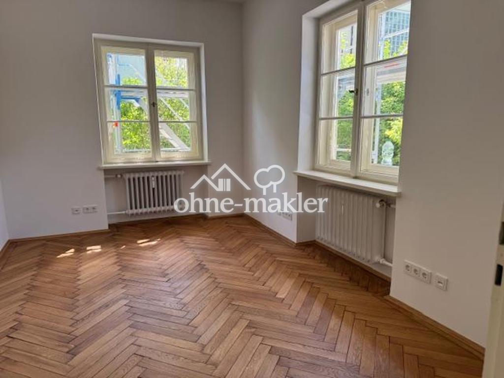 Arbeitszimmer 1