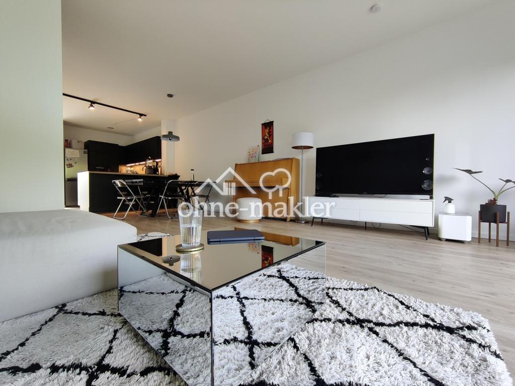Wohnzimmer Blick ins Esszimmer